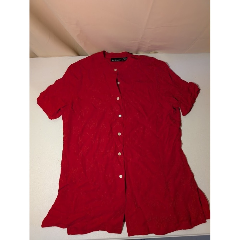 Bay Studio Women's Red Silk‎ Short Sleeve Button Front Blouse Size M